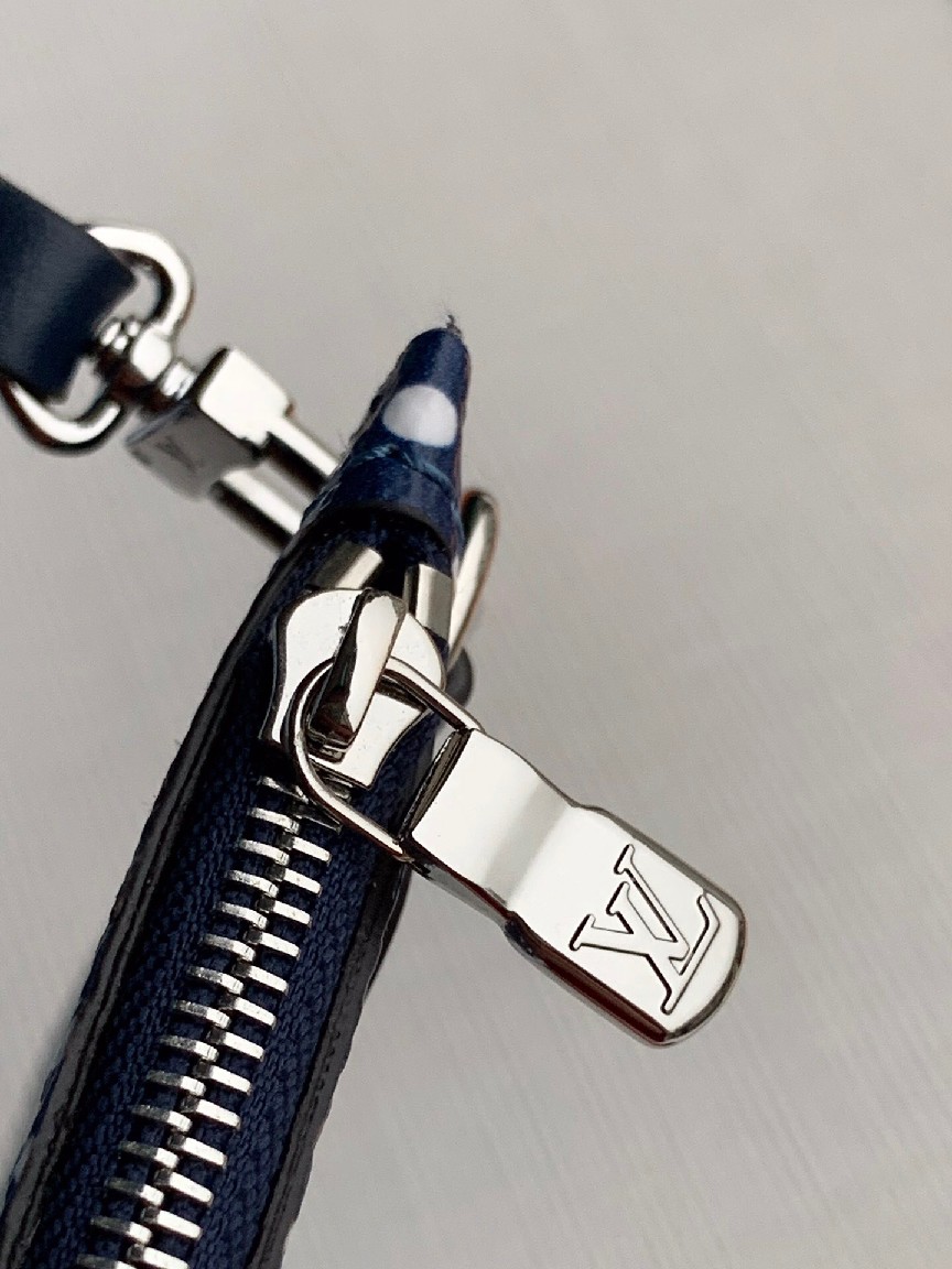 Louis Vuitton LV ESCALE NEVERFULL MM M45128 BLUE